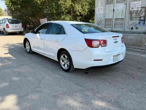 سلام عليكم 
ماليبو موديل 2013
بيه صبغ جاملغ الخلفي
وجاملغ امامي
رقم بغداد 
السعر 73 ورقه 
كير محرك صدر مكفولات
مكان سياره بغداد بلديات حي تجار 
اتصال على رقم ***********
اتصال على رقم بغداد
