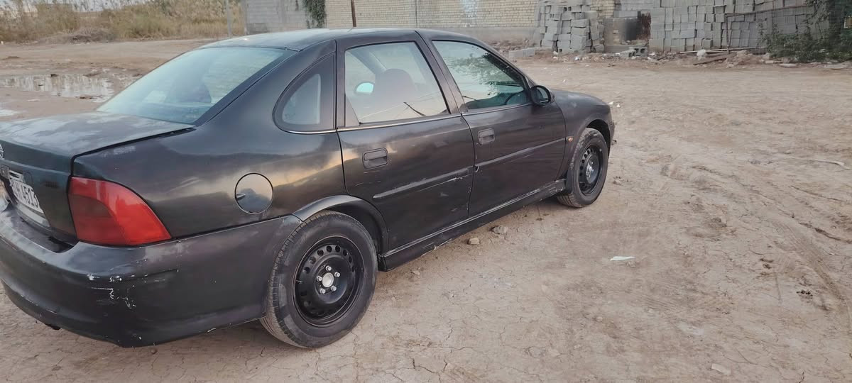 سلام عليكم اوبل فكترة موديل ٢٠٠١ سيارة بلدية قطرة صبق ما بيهة كير ومكي مكفولات ما عدة طخة بل جنطة مثل ما واضحة بل صورة السعر 45 وبيه مجال
السفسار التصال على رقم الهاتف *********** اني مكلف بل نشر
