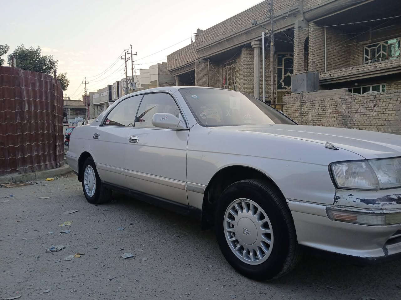 السلام عليكم  ..بطه منفصل ٩٤  رقم بغداد دولي سياره حلوه ونضيفه صدر جديد تخم تاير تقفيل ريموت كهربائيات كله شغاله مكفوله من الكَصه  مداور ثاني يوم  
مكان السياره بغداد  السعر ٥٩ 
رقم ***********
