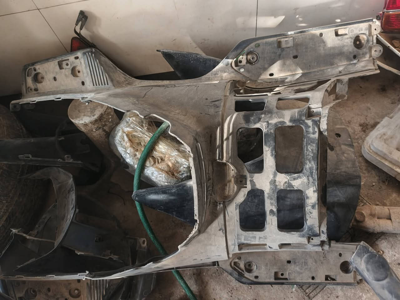 لبيع تفصيخ سكاي ويف 650 مكاني كوت يوجد توصيل استفسار اتصل ***********
