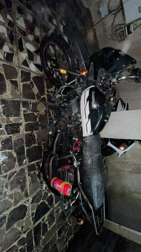 السلام عليكم

دراجة دايون 2023 محرك ممفتوح دراجة مال جناي نكرة سلف  رقم بغداد الانكليزي لوحات ثنين + سويج وبصمات ثنين سنويه  باسمي تحويل ثاني يوم دراجة على فحص مكانها بغداد شارع فلسطين سعرها 2350 وبيها مجال موجود بكل وقت 
***********
