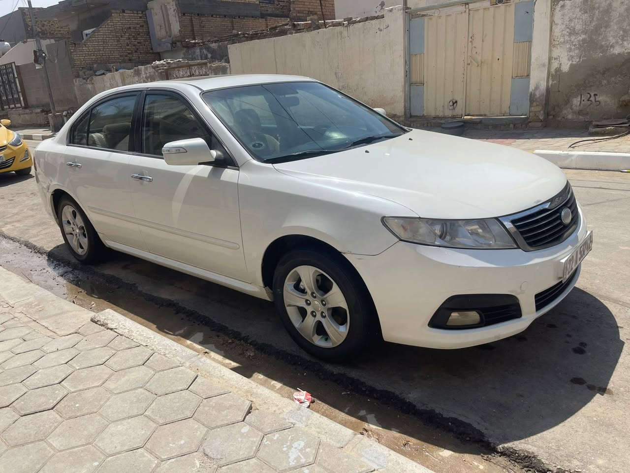 اوبتمه
موديل 10 خليجي فول ماعده البصمه 
مكينه 2000 مامفتوحه سياره عله وضع شركه
مكفوله ماعده البنيد بي صبغ رقم اربيل 
   مكان سياره ديوانيه   /***********
