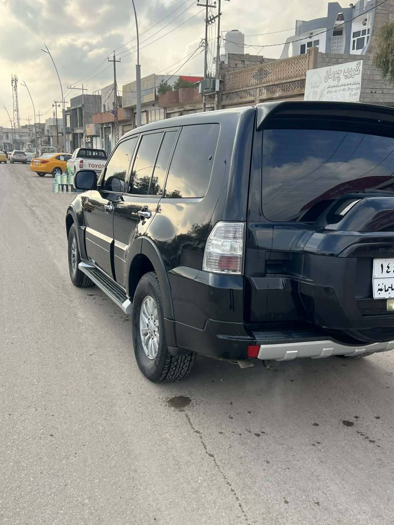 باجيرؤ 2015 محرك 6سلندر سيارا مال جناي 
قترا صبوغ مابي دبل كير تحديد سورعا سيارا خير من الله تأيرات جديد كاميرا شاشة جبير دبل كيج تبريد تتفي كولة شخالة دبل سبير لايد زينؤ 
مكاني اربيل  بيع او مراوس حسب قناعة 
***********بي واتجاب 
*********** أربيل, العراق
