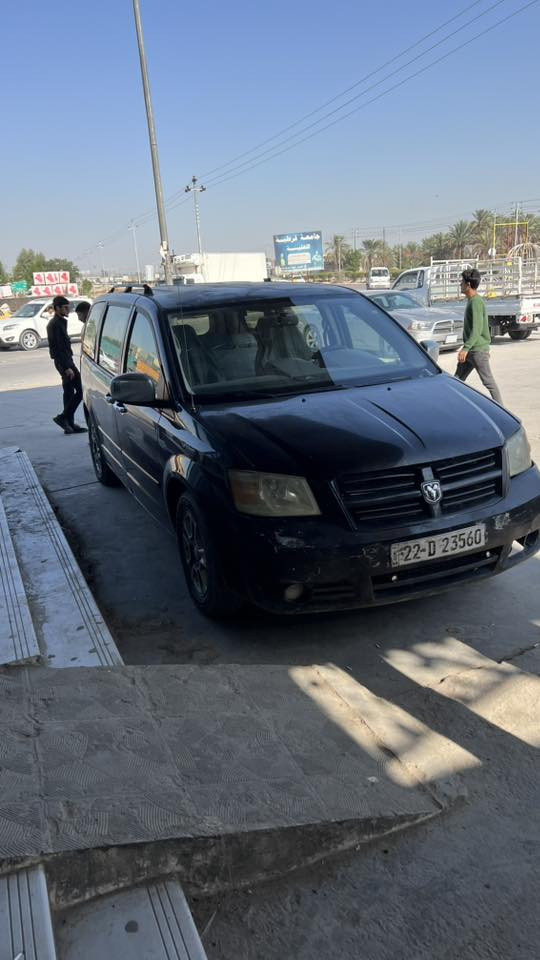 السلام عليكم 
دوج كرفان 2008 رقم اربيل الجديد
تحويل مباشر محرك 3.800 خير من الله
تبريد تدفئة كله شغالة كهربائيات بلادية
مصبوغة حزام بدون قمارة 
نواقصة حدادية  عمرة 40‎%‎ وترتيب دعاميات
السيارة موجودة بالحلة السعر85 قفل
للاستفسار ***********
