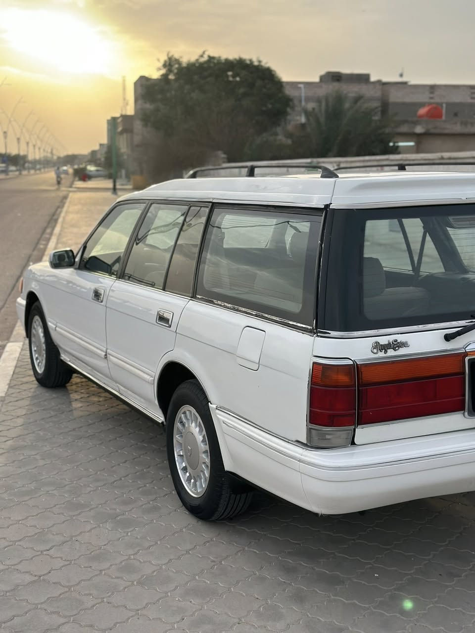 سلام عليكم ارنب ستيشن للبيع موديل 1995 رقم بصره مشروع وطني سنويه لغايه 2026 مكفول من الكص ونقل الجثه والضربه والشاصي مكفول تبريد ثلج محرك وكير VVT بلكارتون حداديه جديده طخم تاير كهربايات لايت عالي ناصي سياره جديده قرفه جديده عنوان السياره البصره الزبير السعر 67 بيه مجال بصيط هذه رقم الموبايل ***********
