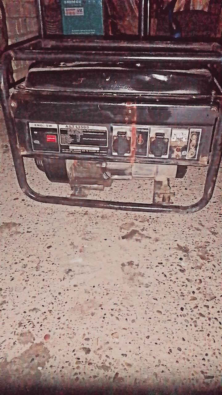 سلام عليكم  متوفر مولدات للبيع التواصل على رقم الهاتف واتساب ***********📞
