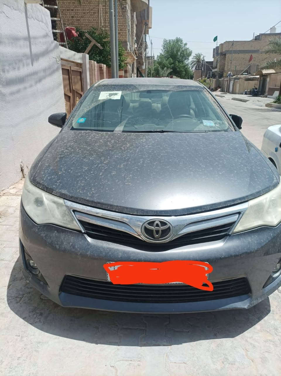 كامري موديل 2012
حادثها جاملغ امامي ومبدل الاصلي وبيها جراد مامصبوغه ع وضعها 

للاستفسار: ***********
مكاني كربلاء
