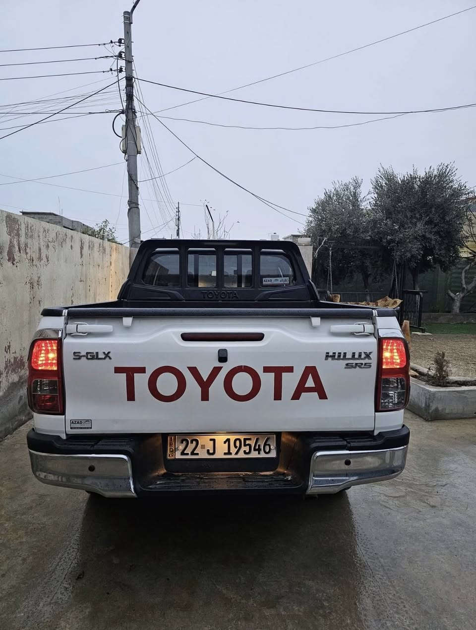 السلام عليكم للبيع تيوتا هايلوكس بريمي2016  دبل اكسل گير اوتوماتيك سيارة على وضع الشركة لا ظربة لا شخط لا بارد لا تعديل للاستفسار *********** واتساب كورك
