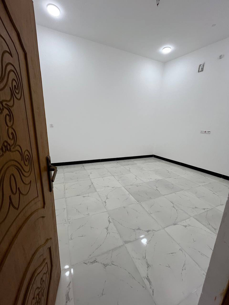 لبيع بيت ابوالخصيب محيله قرب شارع
طابو ملك عراقي مساحه250متر حديث
وبسعر135مليون📞 ***********📞
