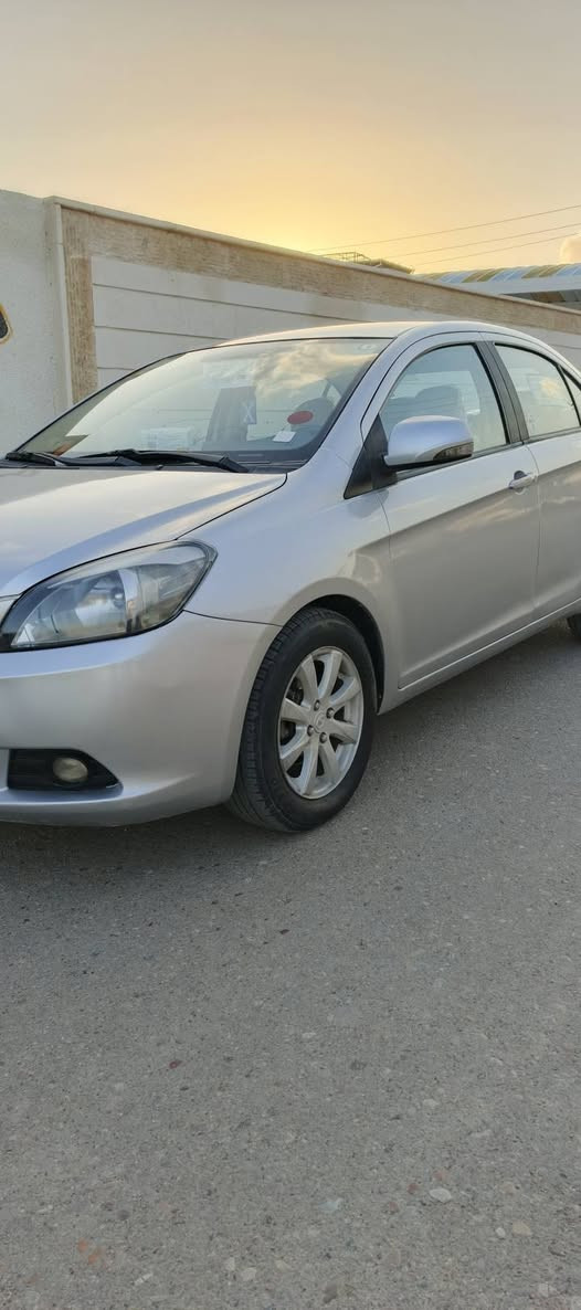 السلام عليكم كريت ويل فولكس 2012 رقم بغداد تحويل مباشر مكينه وكير خير من الله تبريد شغال كهربائيات كامله صدر امامي خلفلي جديد تخم تاير سياره مصبوغه عام جماليه سبب جراد داخل نضيف السعر 48 بيها مجال حك جيه بغداد زعفرانيه ***********
