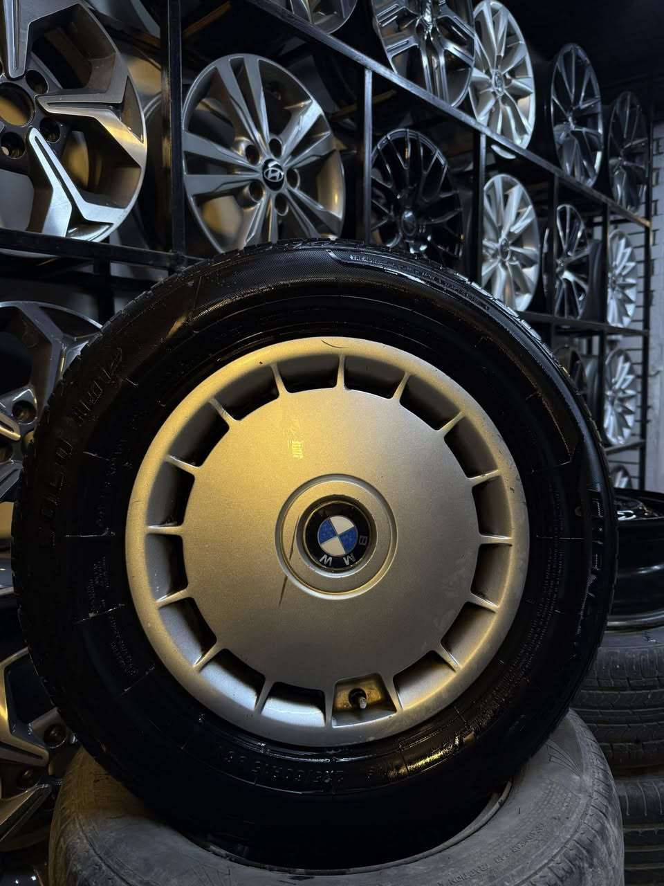 اللهم صلِّ على محمد وآل محمد

متوفر ويلات بي إم أصلية وتجارية
بمختلف الأحجام من 15 إلى 18.

الأنواع المتوفرة:
 شعاع
 خلية m5 وشنايزر 
 البينا نجمةشمس
 كرن غزال كاسحة
 خلية أمريكي
 ويل عادي أسود كبات M صقر

📍 الموقع: بغداد – حي العامل – شارع 7 نيسان
📞 واتساب: ***********
