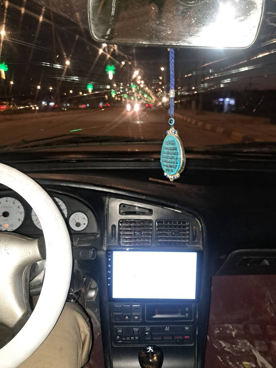 سلام عليكم بيجو بارص مديل 10 مصفره هيئه وغرامات مشروع وطني مكينه كير شواصي كشر نضيفات 
يرادله ترتيبات بصيطه قفاله بيبان
سنويه صاقطه تحويل كله علينه عليك  بس عقد مروري شرط تحويل
سعر 30 بيه مجال
***********واتساب 
كربلا شارع لمدرسي
