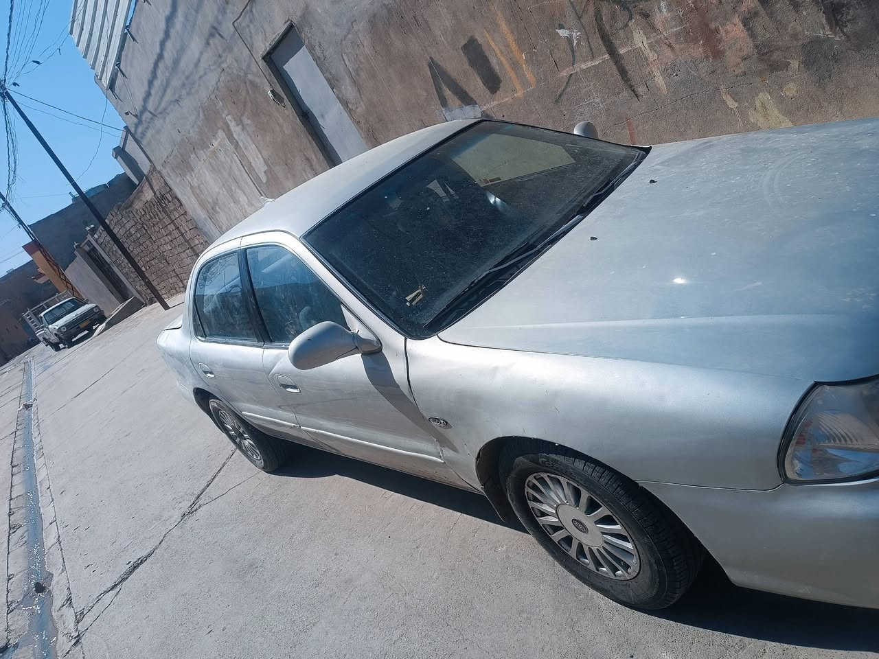 كيا كريدوس موديل 99
كير توماتيك ومحرك شرط 

تبريد 

كاربون بانزين 

اني الشرعي شرط التحويل 

مصبوغة عام جمالية 

السعر 42

التواصل على الرقم 

***********
