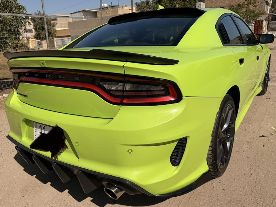 السلام عليكم
جارجر ٢٠٢٢ لون مميز 🍏
رقم بغداد بأسمي تحويل مباشر 
محرك 3600 V6 
ضررها جاملغ وبنيد بدوون ايرباك 
صور الحادث والسونار منشورات 
السيارة جديدة وبدون اي نواقص
مكان السيارة بغداد 
السعر 250 ورقة وبيها مجال 
للاستفسار اكثر ***********
لطفاً اقراء المنشور وشوف والصور واذا عجبتك اتصل 
تحياتي واحترامي للجميع
