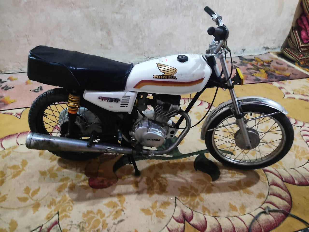 دراجه للبيع تعمير ٢٤شاصي كلك كلك  ١٣ مفتوحة والفات دراجه خير من الله نضيفه السعر ٤٠٠ بيه مجال الديونيه ل البدير


**إذا كنت صاحب هذا الإعلان وتريد حذفه لأي سبب، رجاءا أرسل رسالة إلى الدعم الفني**