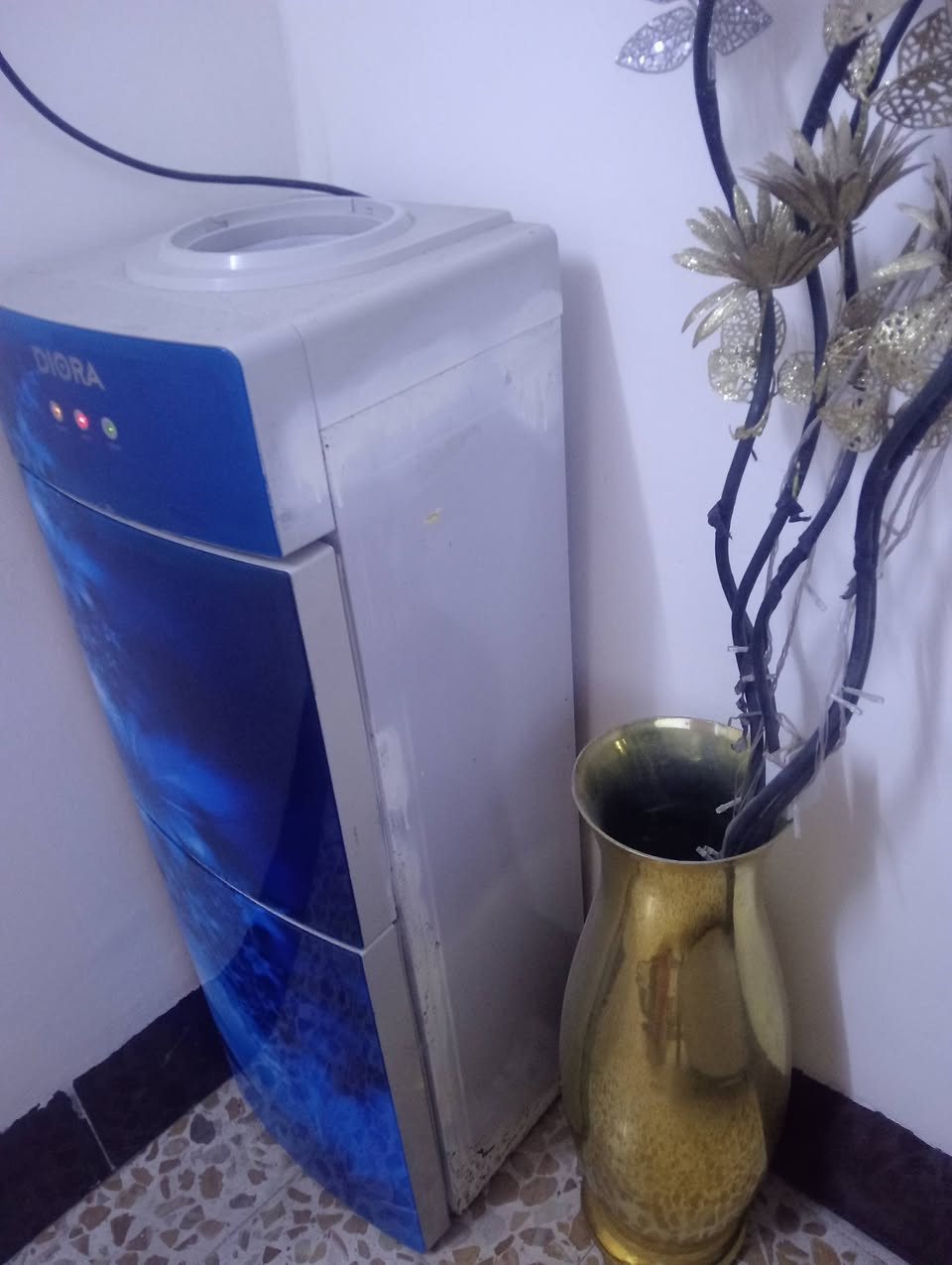@إشارة براد ماي شرط الشغل ماء بارد ثلج ماء حار عنوان موصل جانب الايسر حي السماح الثانيه


**إذا كنت صاحب هذا الإعلان وتريد حذفه لأي سبب، رجاءا أرسل رسالة إلى الدعم الفني**