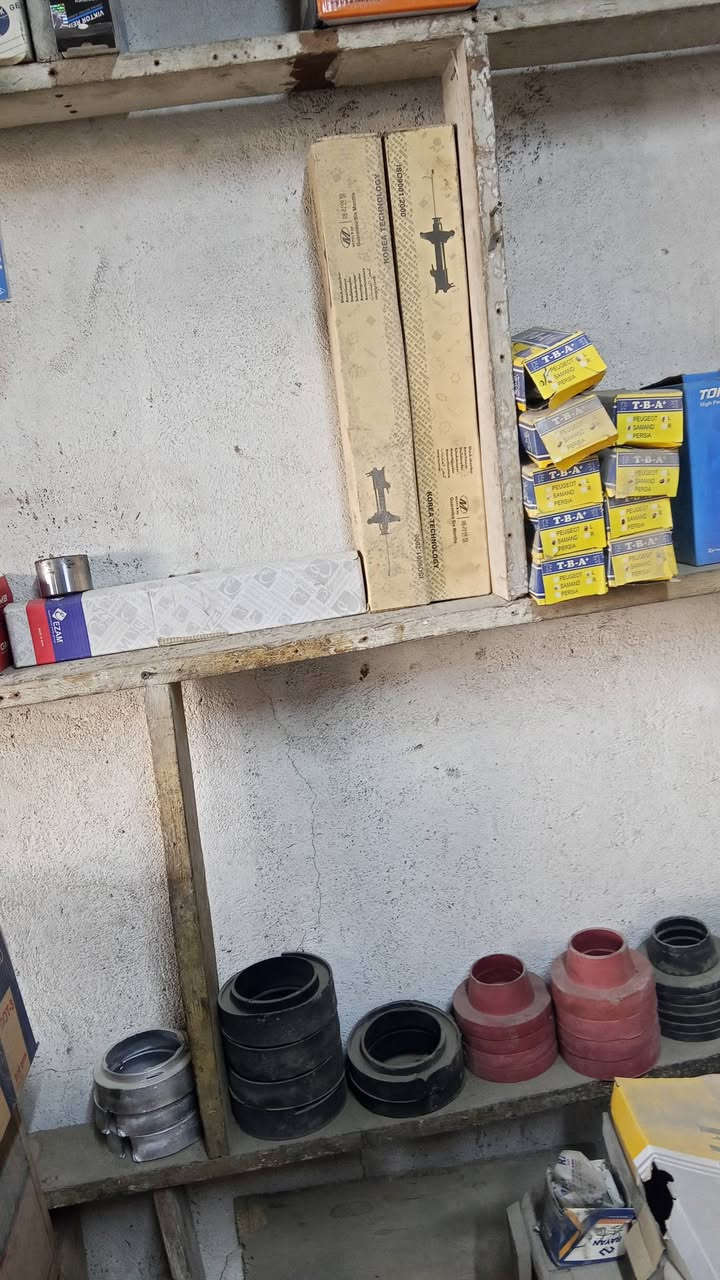 سلام عليكم غراض منوعه تصفيه محل ادوات عامه 
كهربائيات و حداديه مختلفه اسعار مناسبه 
للاستفسار   ***********
