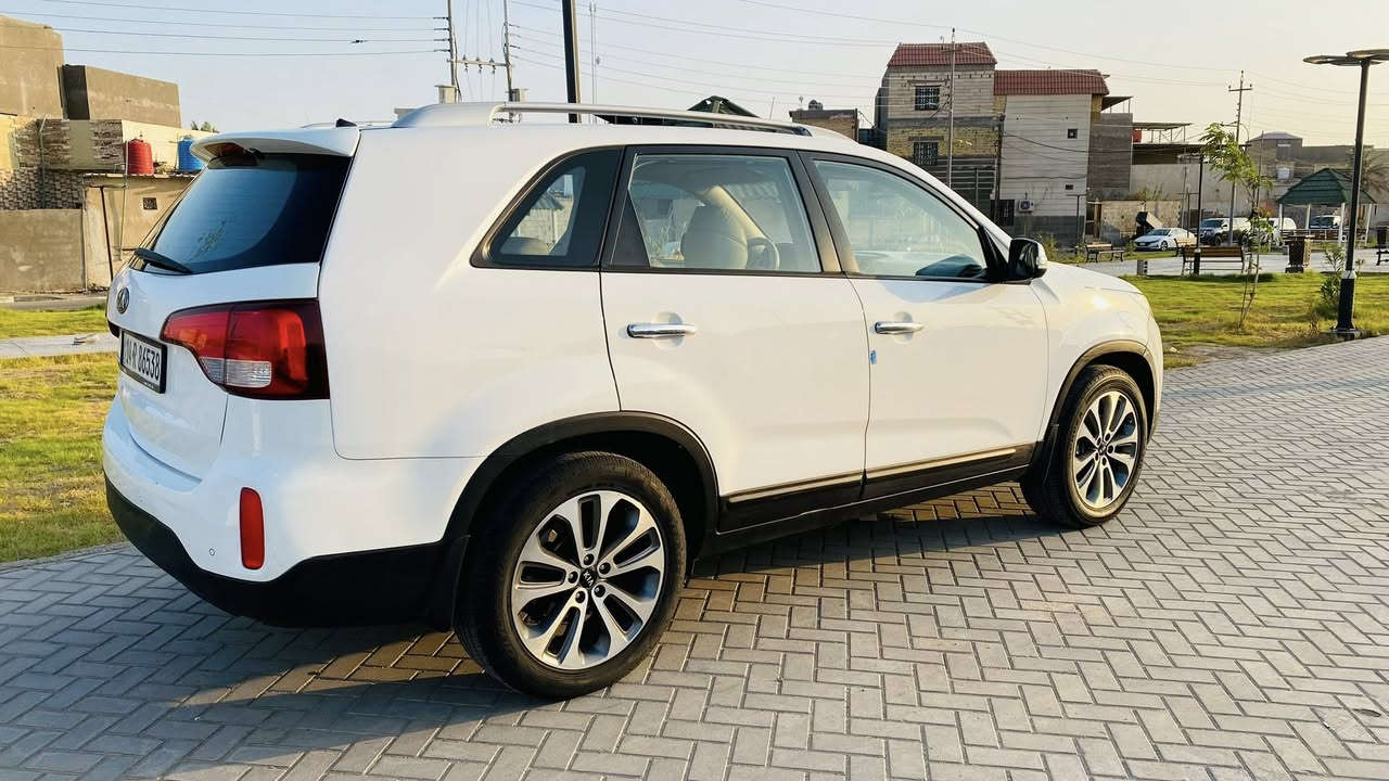 السلام عليكم
سورنتو موديل 2014 خليجي 7 راكب مكفوله بيه بارد علئ گد شبر باب عكس الصدر 
بأسمي السياره ماشيه 160 مكينه 4 سلندر 2400
السياره جديده وخير من الله 
العنوان البصره _المعقل 
السعر 155 وبيهه مجال بصيط 
الاستفسار 📞***********
