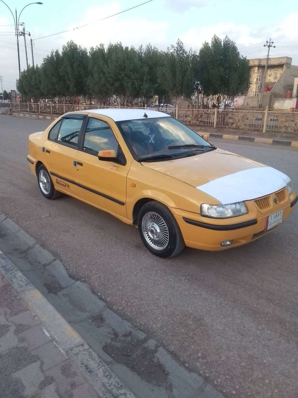 سياره سمن للبيع موديل 12 مصفرها هي وغرامات سماويه 28 سيارتهم تاير ماكينه وجير كورولاه سياره جاهزه سعر ب 30 وبيها مجال قليل ***********
