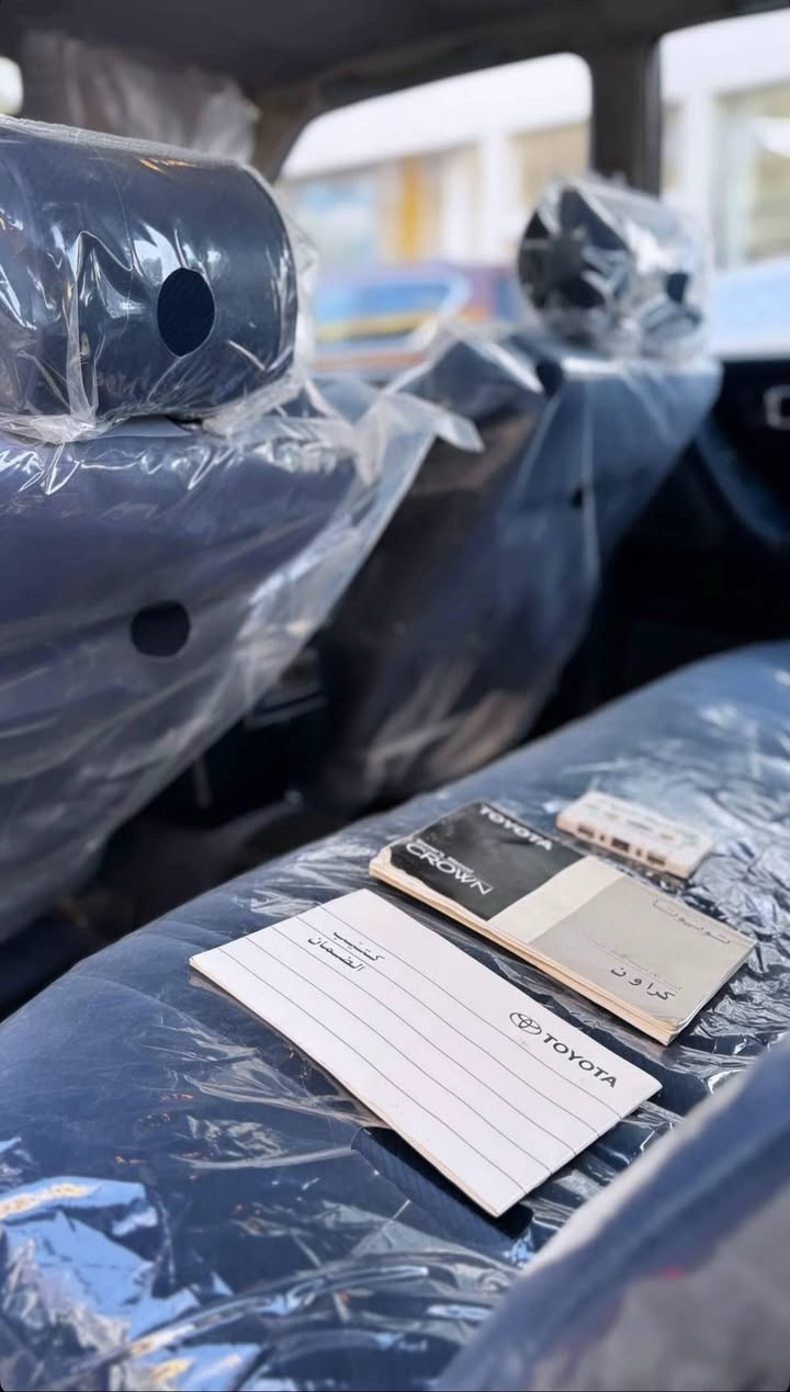 اسلام عليكم كراون سيدان 1990 اصلي ما محور يسار بلادي 
رقم  نينوى دولي مشروع وطني سنويه 2030
مكينه بلاديه 5M
كير عادي 
تدفئه تبريد شقال
على وضع لشركه 
داخل ازرق 
سياره وضع شركه 
مكفوله كفاله عامه 
برقي ما مفتوح بيها  سياره بلاديه 
السعر 95وبيه مجال قليل 
مكان لسياره صلاح الدين  الاستفسار على رقم 
***********
