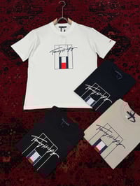 تومي هيلفيغر • قطن ١٠٠٪ • طوز خورماتو