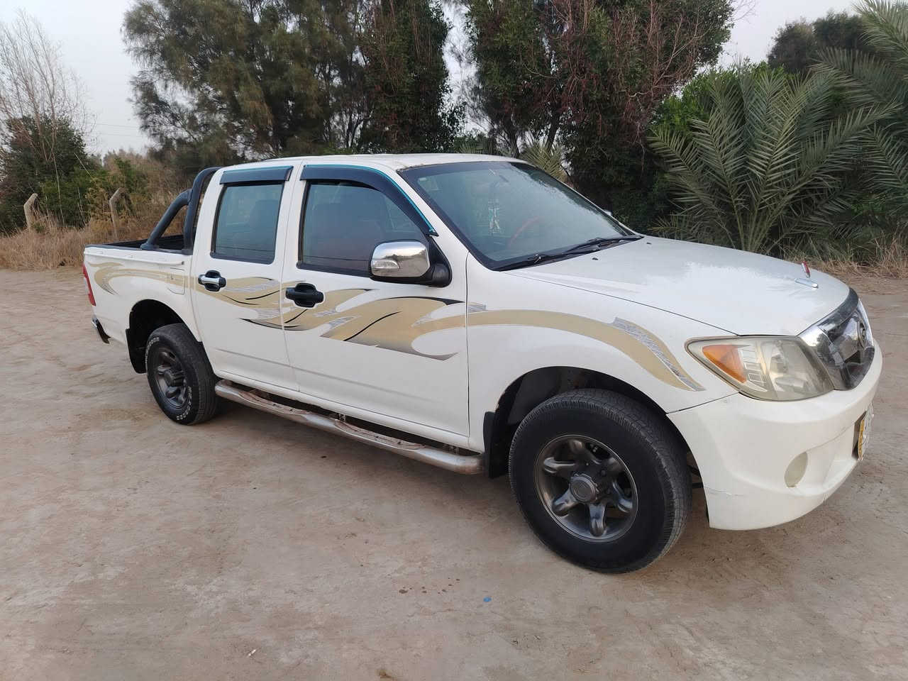 سلام عليكم(كفاله عامه من كلشي)
بيكم كنو للبيع مديل 2011 لاضربه ولاصبغ ولاخياس

محرك وكير وشاصي كهربايات تخم تايرات بجيس جاهزه

رقمه (بغداد) تحويل مباشر السعر 55 وبيه مجال لشراي

اتصال مكانه ديوانيه *********** سياره مال جناي
