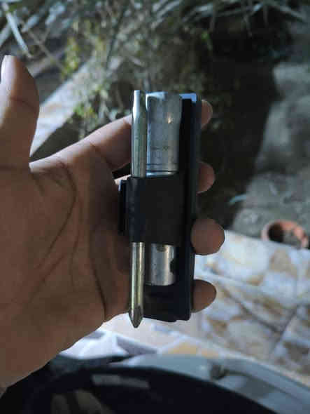 سلام عليكم
سكنس فحل نوزل خطين 
لون ابيض 
دراجه جديده ما صار هواي من اخذناها 
استخدام شخصي 
كلشي جاهز بيها مكفوله من كلشي ونضيفه الدراجه
سعرها مليون دينار وبيه مجال ان شاء الله تعالى 
الي يرغبها ما نقصر وياه 
عنوان بصره قضاء المدينه الهوير
رقم الهاتف ***********
وشكراً
