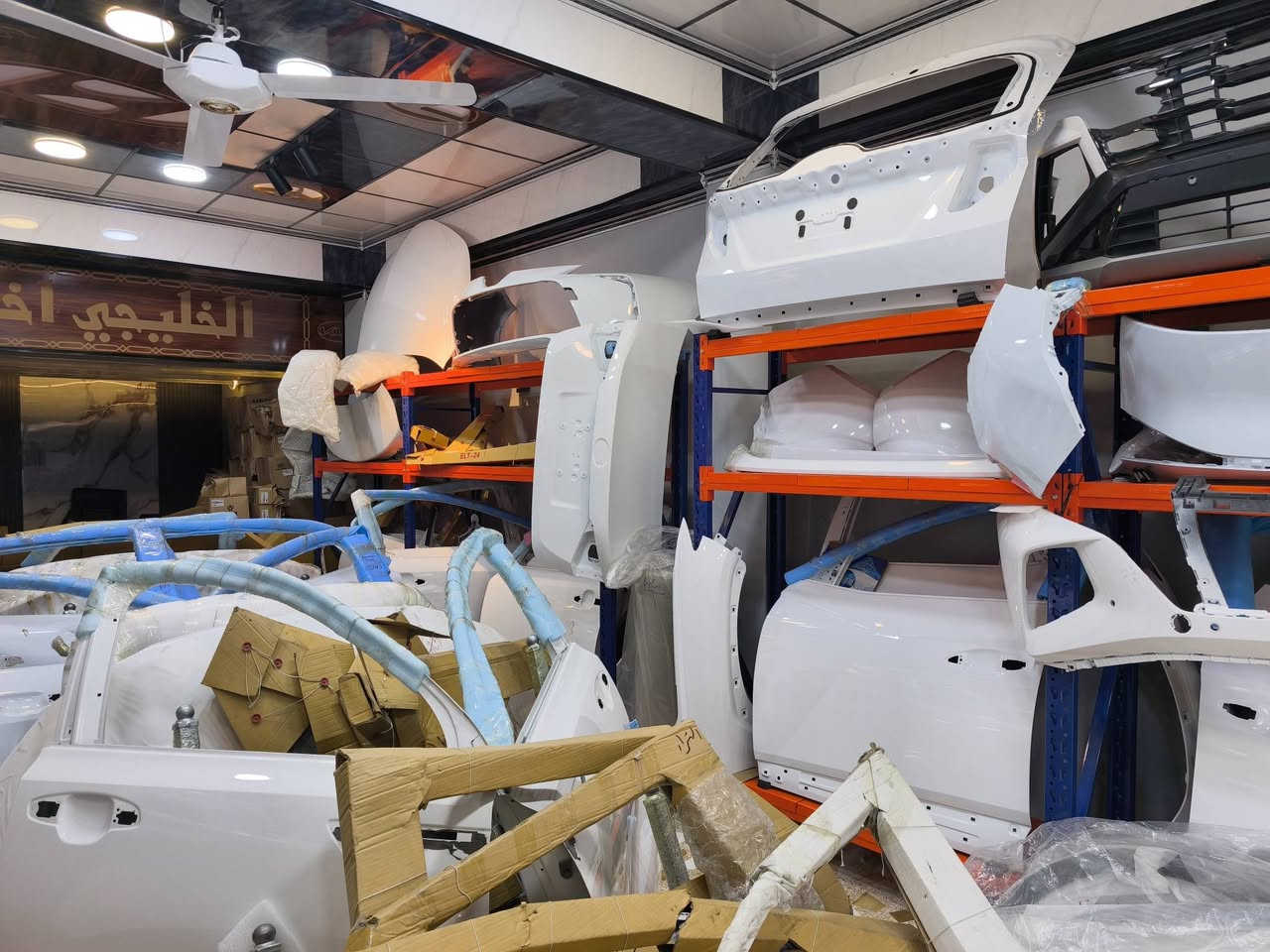 السلام عليكم
يتوفر لدينا كافة القطع للسيارات الزيرو فقط خليجي 

للاستفسار: ***********
