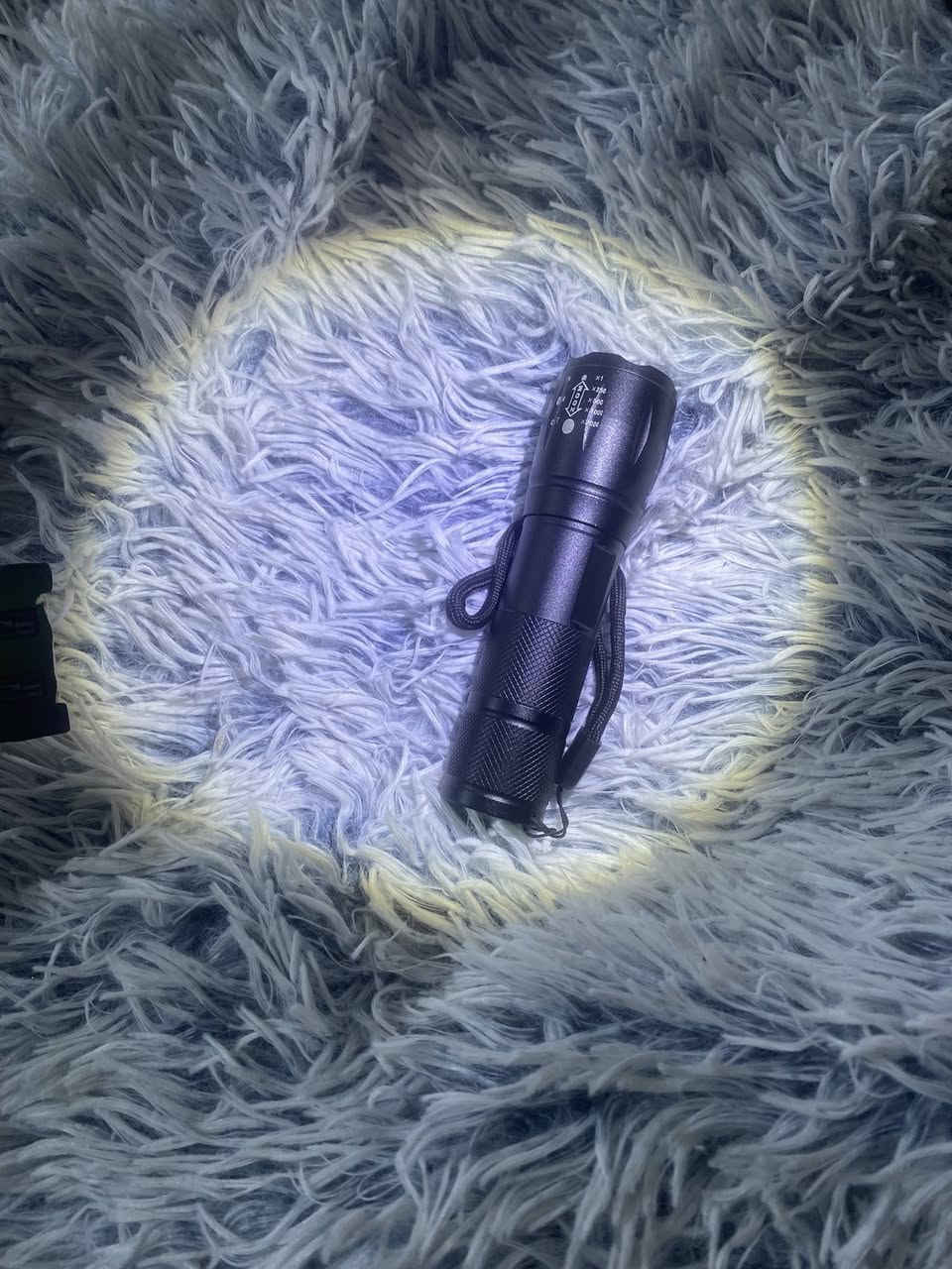 لايتات اثنين واحد حديد وثاني بلاستك حط سعر وبالعافية عليك


**إذا كنت صاحب هذا الإعلان وتريد حذفه لأي سبب، رجاءا أرسل رسالة إلى الدعم الفني**