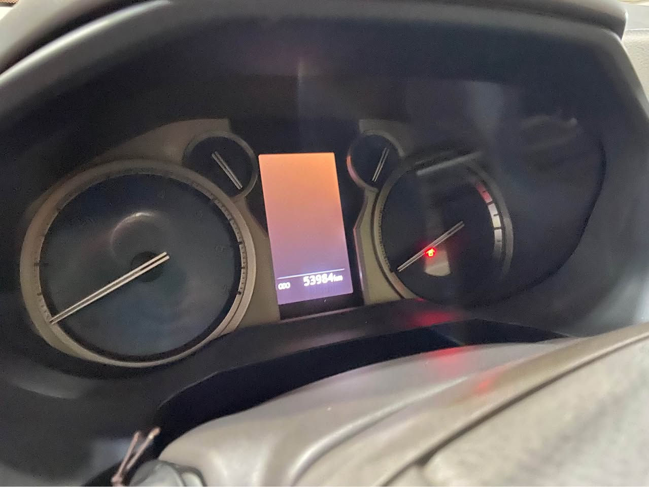 پرادو ٢٠١٨vxباب الاول ٥٢٠٠٠ ماشي سيارة جديدة 
مكان سيارة اربيل معرض رويال 
***********
*********** أربيل, العراق
