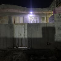 بيت للبيع 100م غرفة مع صاله مطبخ مشترك وديوانية حمامات خارجيه وداخليه ...