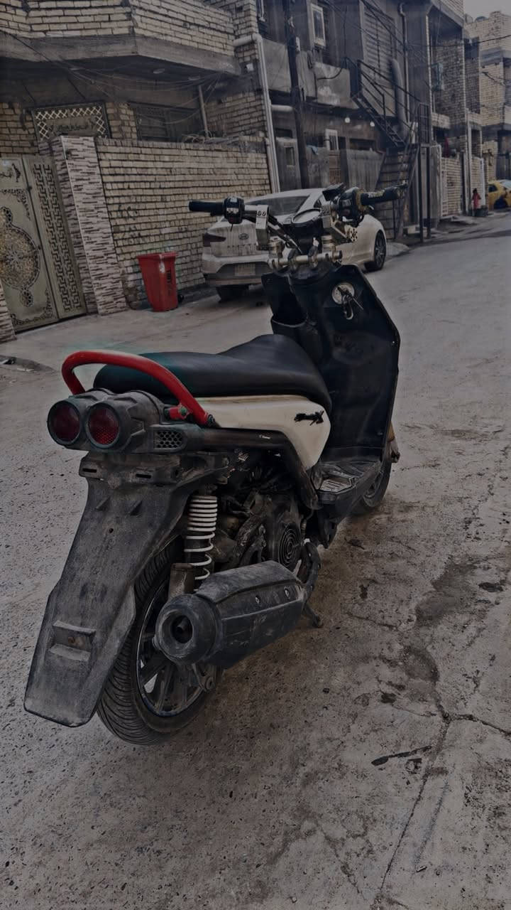 السلام عليكم سكنس جبلي للبيع مكفوله كفاله عامه جيب فيتر وفحص نقصها فقط كفر امامي مثل ما موضح بل صور بيها تزويد الدراجه تزويد بسيط خارجي فقط دبلات امامي خلفي رياضي ستيرن رياضي دوسات رياضي قطره دهن رياضي وياله تخم  العنكبوت رياضي مكاني بغداد الغزاليه مستعجل عل بيعه السعر 750بيها مجال للأستفسار ***********  متواجد واتساب الدراجه متروكه ارادلها فقط ترتيب
