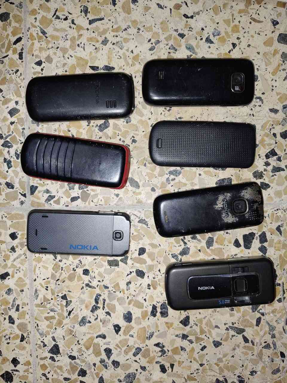 كلهم شغالات فول مابيهم اي خلل كل جهاز ويا بطاريتة ابيعهم شلع ادفع سعر


**إذا كنت صاحب هذا الإعلان وتريد حذفه لأي سبب، رجاءا أرسل رسالة إلى الدعم الفني**