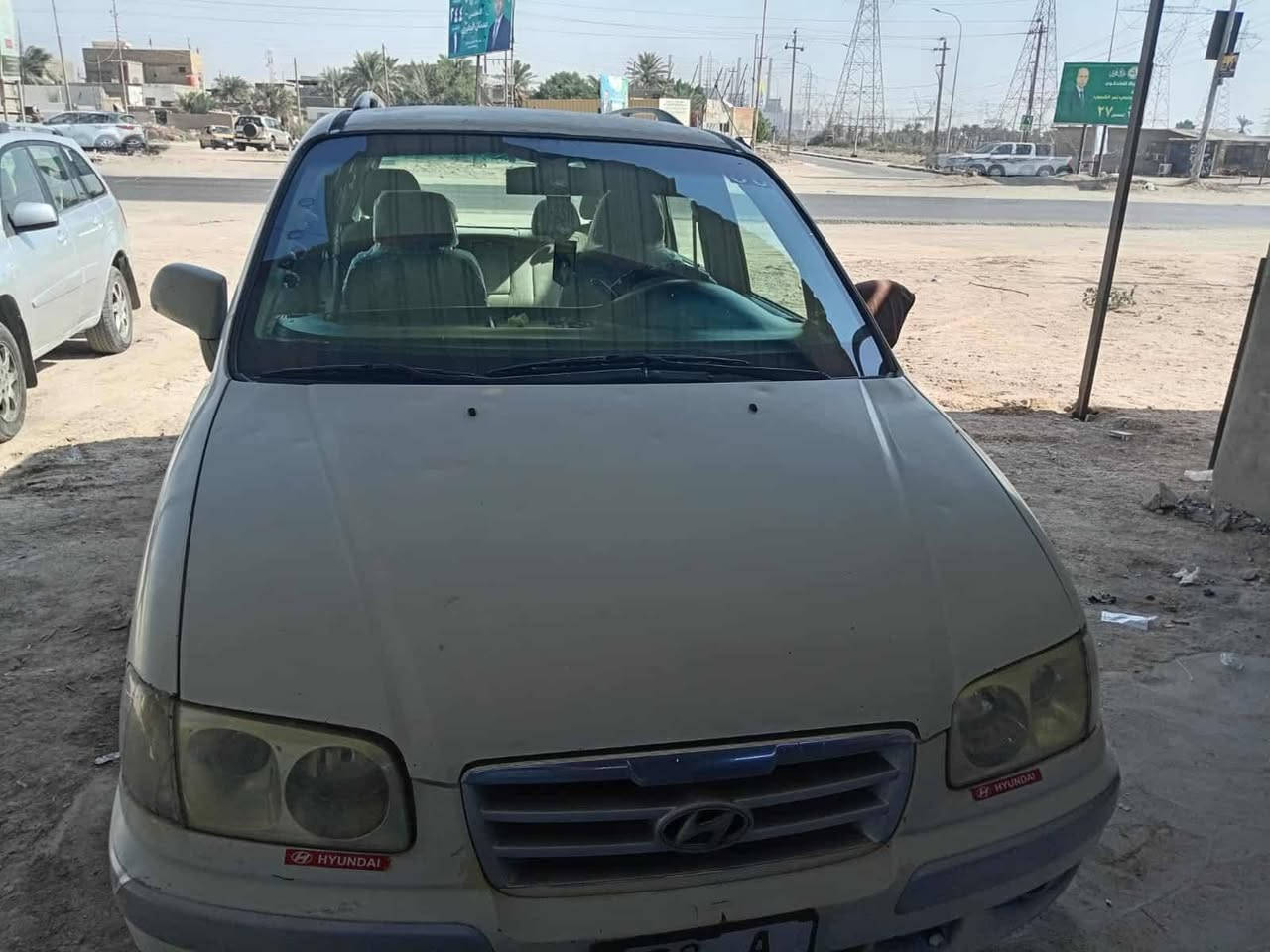 هونداي تراجيت ٧راكب اجرة رقم نجف انكليزي جاهزه مكان المثنى السعر ٧٠ وبيها مجال ***********

