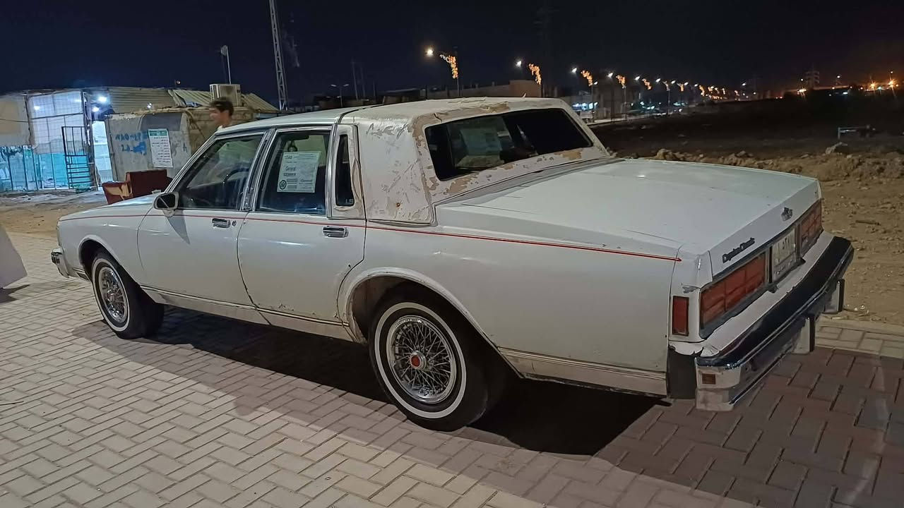 سلام عليكم 
كابرس 88 LS رقم مثنى سنوية بسمي ل27 
محرك 305
  كير 350
السعر 27 وبيها مجال 
***********

