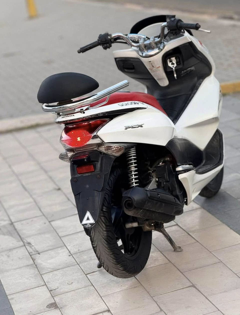 للبيع دراجه pcx ياباني الاصلي مكينه 150 حساس حرف A نوزل خطين ستان كهربائي حساس ازدحام دراجه جديده حساس شلعه معدل خير من اللّه دراجه تتعب تكول جديده مال جناي شرط برغي ممفتوح بيهه جيب فيتر وافحص مكان بغداد مدينه   السعر 9ونص وبيهه مجال
والاستفسار***********
