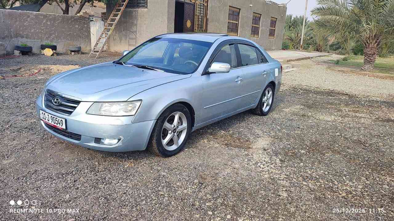 سوناتا موديل 2008 رقم بغداد دولي سنويه جديده هزه جديده مداور ثاني يوم السياره جديده 
فتحه 
 ومتعوب عليه 
محرك شرط 3/3 سته سلندر 6V
كير شرط 
حدادية جديده
تخم تاير 
شاشه كبيره 
كامري دوار 
كشاف زنون 
تبريد 
كهربائيات شغاله وجديده 
دواخل جديده 
السياره مصبوغه جماليه 
المكان الديوانية الحمزه الشرقي 
***********
***********
السعر 93وبيه مجال بسيط

         بيع او مراوس.
