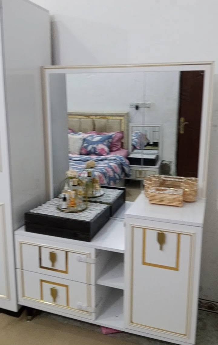غرفه تركيه للبيع نضيفه  10 قطع اشتريته  مليون و750 اريده بمليون و250 وبيه مجال


**إذا كنت صاحب هذا الإعلان وتريد حذفه لأي سبب، رجاءا أرسل رسالة إلى الدعم الفني**