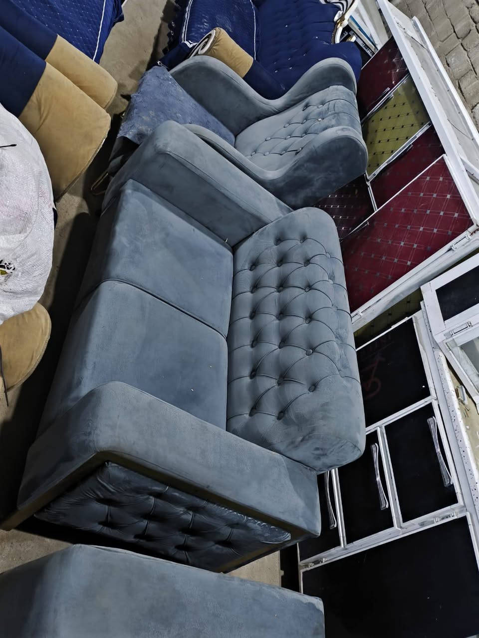 الله مصلي علا محمد وآله محمد تم بعون الله وصول حاويه اطخامه أنواع الطخامه والدواوين الباله المصري والتركي والخشب الزان وبأسعار جدا مناسبه جدا... العنوان حي المعلمين القديم شارع المرور  معرض الروان  الاستفسار انتصال علا الرقم ***********
