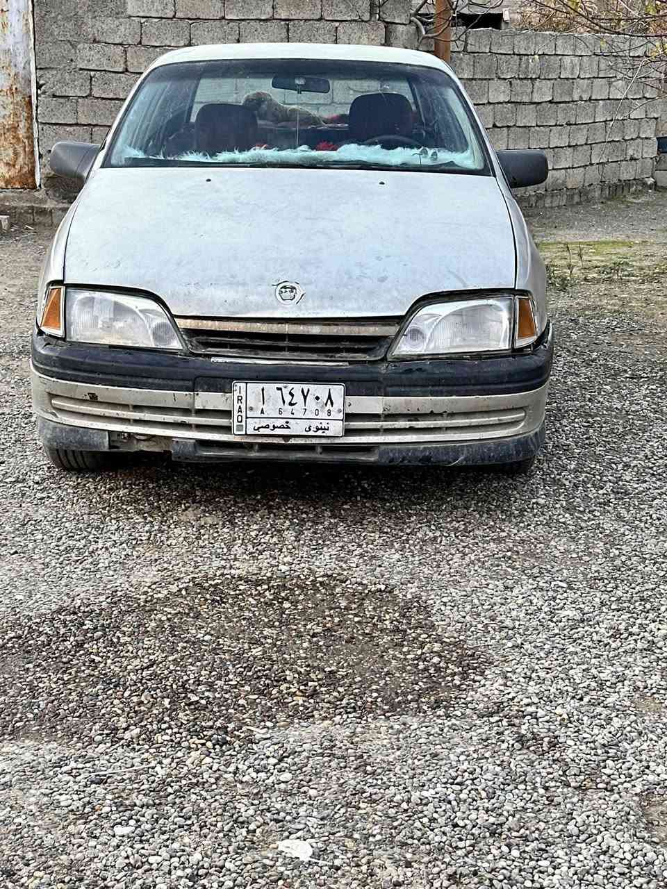 السلام عليكم 
اوميكا محرك 20 رقم الماني كابون بانزين سنويه عضم 
كيرها جديد محرك جديد سياره خدميه 
السعر ١٧ وبيها مجال بسيط 
***********
