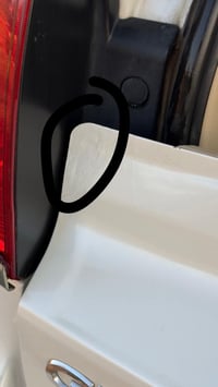 يالله السلام عليكم من رخصة الادمن لاندگروز 2014 السياره شركه جيهان خير...