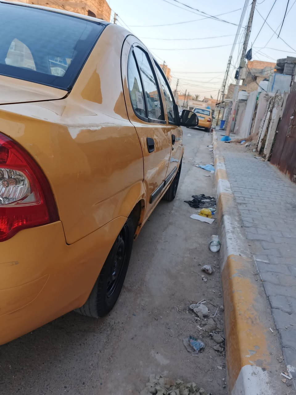 ‏سلام عليكم طيبة للبيع مديل 2015 كير مكينة تبريد جاهز حدادية تخم تاير قوايش جدد باتري جديد جاهزة للخير ما ناقصهة اي شي تراي وين ما تريد بيهة 3 قطع صبغ صاحبهة يريد تحويل مصفرة هيئة وغرامات رقم بغداد نگليزي  تحويل مباشر السعر 30 وبيهة مجال للشراي رقمي *********** المكان بغداد الحسينية الراشدية
