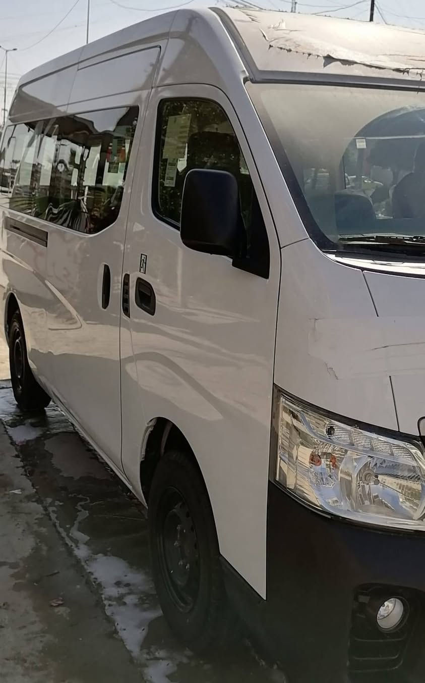 نيسان ارفان بيه بكانين صبغ موديل 20 سياره جاهزه ماشيه 190 السعر 235 رقم صاحب سياره ***********
