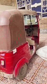 سلام عليك تكتك مديل 2019البيع الي يحب يتواصل على هاذه رقم 07739123323