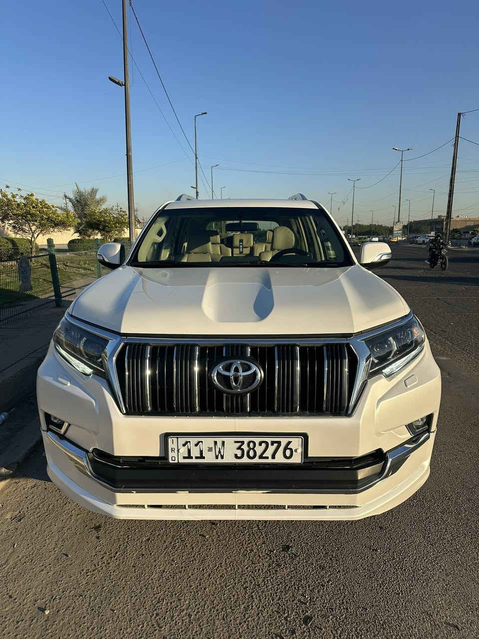 السلام عليكم 
برادو 2019خليجي SAS

مواصفات فتحه كشنات كهرباء دبل تانكي وباقي المواصفات المعروفه 

مكفوله كفاله عامه ما عده دعاميه اماميه صبغ اثر غدوش رقم بغداد بسمي بكان السياره بغداد الدولعي 

السعر 41000

للستفسار الاتصال :***********
