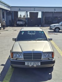 مرسيدس دب • مرسيدس انكليزي • مرسيدس 1991 • سيارة 1991 • محرك 300 • تبر...