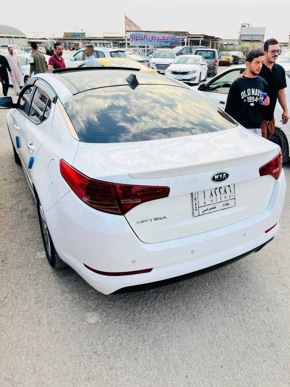 السلام عليكم
اوبتما ١١ خليجي فول مواصفات للاخير رقم بغداد  محرك ٢٠٠٠ السيارة كلش جديدة ونضيفة بيهة جاملغ خلفي فقط كلير ع الشرط بدون اي ضربة اوبارد اومعجون دكة جاكوج مابي سونارهة مرفق وياهة السعر ١٢٤ بيهة شي بسيط حق الجية مكان ديوانية ***********
