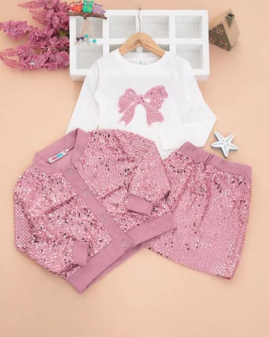 طقم بناتي كيووووت …ثلاث قطع …...خامة ممتازة…
القياسات من 3 لحد 10 سنوات
يوجد توصيل لكافة المحافظات.


**إذا كنت صاحب هذا الإعلان وتريد حذفه لأي سبب، رجاءا أرسل رسالة إلى الدعم الفني**