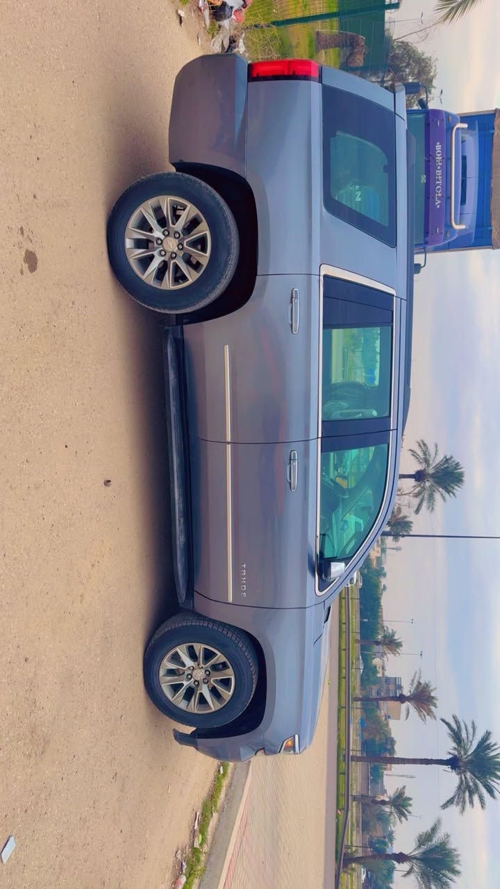 تاهو LT  العلامة الضوئية مديل 2019 اصل بسمي شخصين
السعر288 وبيها مجال 
رقم الهاتف***********

رقم بغداد بسمي هزه وفحص جديده 
فول 1+1عده الفتحه
مواصفات ال LT معروفه 
بجم نيكل ودعامية دبل لحيه 
رادارات 
سقف كنتاره 
تخم تاير 
ويل مديل 23
تحديد مسار 
كشنات كهربائية
شاشة كبيرة 
عداد ديجيتال 
انظمة قيادة 
باب خلفي  كهرباء 
حساس امامي خلفي 
اوتو هود 
تحديد المسار
ثلاجة
وغيرها من المواصفات 
كجات برايمر 
مانع تصادم 
تشغيل عن بعد 
أبواب بصمه 
سايد بريك بصمه 
شاشه كاربلي
