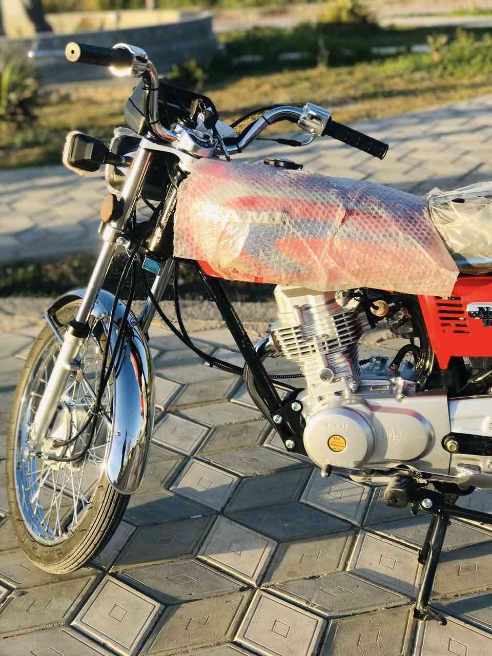 السلام عليكم دراجه اوراق سكنر اول تبديله دهن
شوفت عينك النضافه تجي و تكلب متواجد خاص والسعر خاص 
👑🦅


**إذا كنت صاحب هذا الإعلان وتريد حذفه لأي سبب، رجاءا أرسل رسالة إلى الدعم الفني**